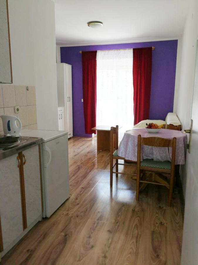 Apartmani Leon Biograd Na Moru Extérieur photo