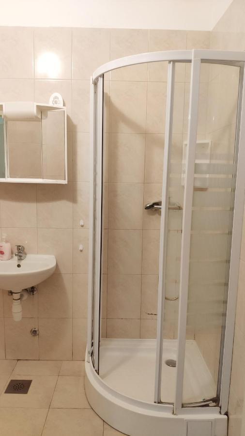Apartmani Leon Biograd Na Moru Extérieur photo