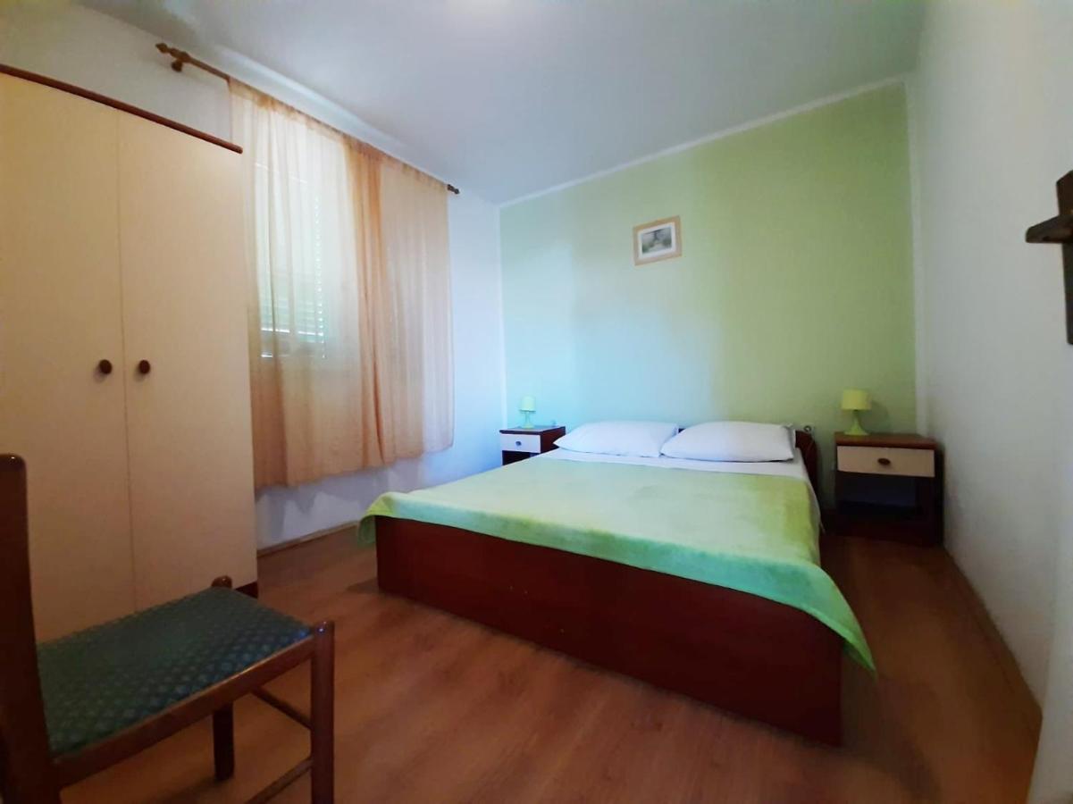 Apartmani Leon Biograd Na Moru Extérieur photo