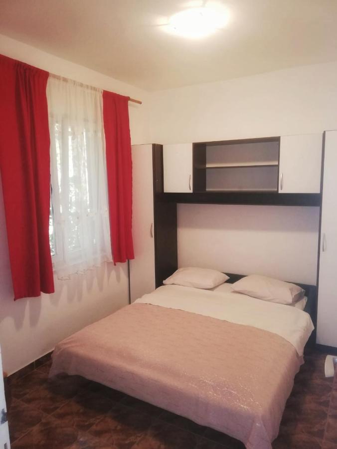 Apartmani Leon Biograd Na Moru Extérieur photo