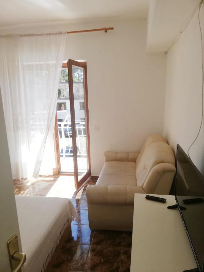 Apartmani Leon Biograd Na Moru Extérieur photo