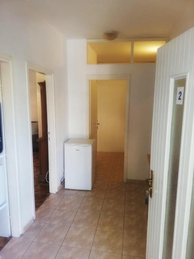 Apartmani Leon Biograd Na Moru Extérieur photo
